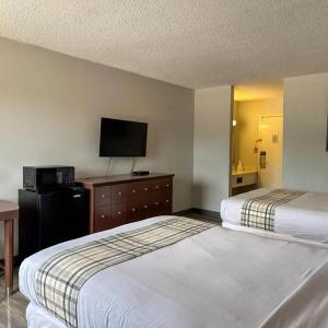Rodeway Inn Airport - 27