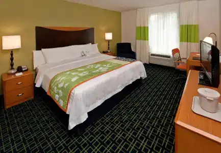 Comfort Inn University - 3