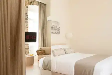 Syros Soul Luxury Suites - 17