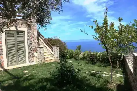 Dio Guesthouses - 168