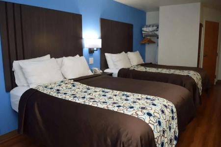 SureStay Plus by Best Western East - 33