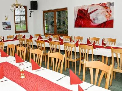 Rotes Einhorn **** - 27