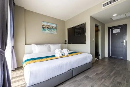 Triple L Patong Beach Phuket - 30