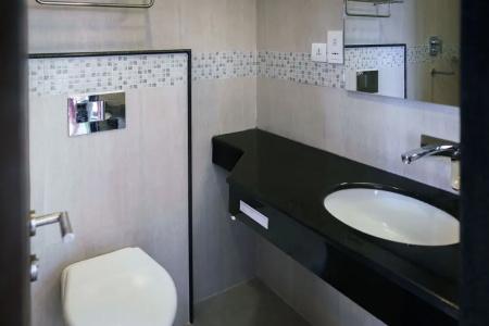 ViaVia boutique - - 7