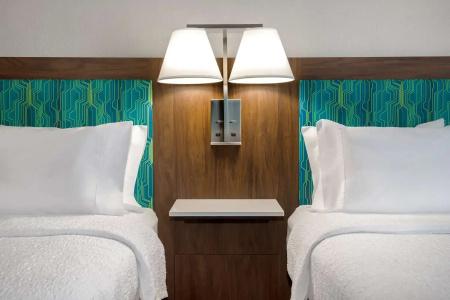 Hampton Inn by Hilton - Toronto - 36