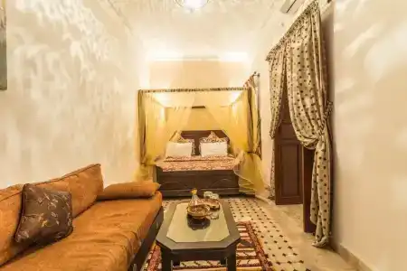 Riad Nasreen - 111
