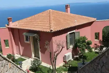 Dio Guesthouses - 0