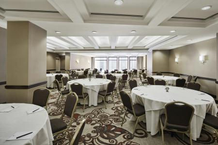 Embassy Suites by Hilton Old Town - 28