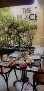 The Place Suites by Cey - 40