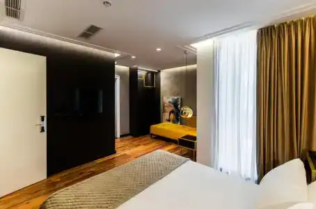La Suite Boutique - 246