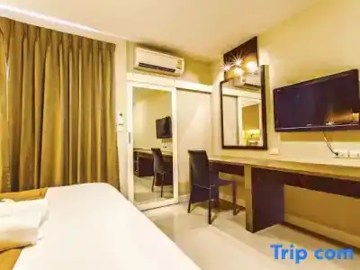 The Aim Sathorn - 64