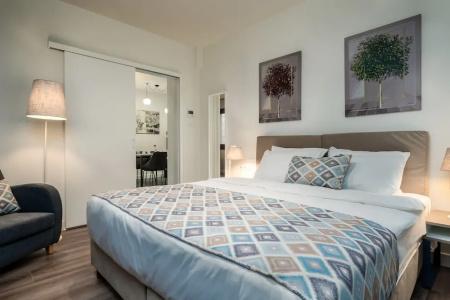 Urban Nest - Suites & - 67
