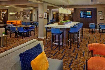 Courtyard by Marriott Waterfront - 29