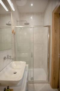 Oikia guesthouse - 63