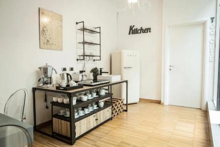 b&b Too Cute 2b Str8 - 20