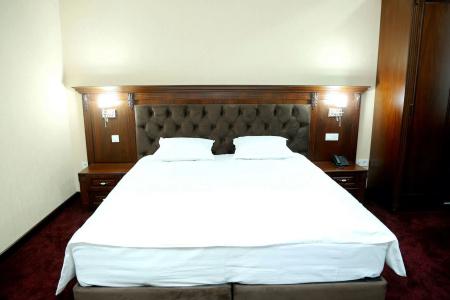 Grand Capital - 3