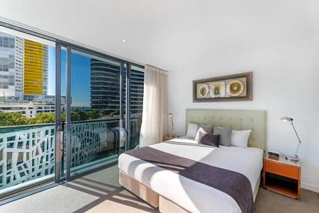 Peppers Broadbeach - 95