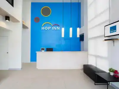 Hop Inn - 6