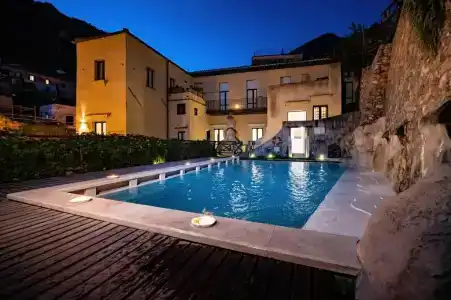 Amalfi Resort - 10