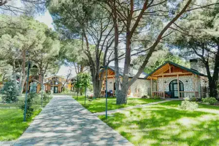 Pino Mar Luxury Bungalows - 17