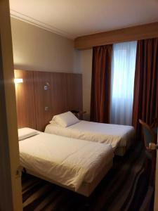 Kyriad Tours Centre - 27