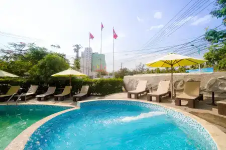 The Light & Spa - 10