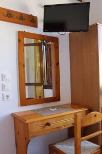Stavros Pension - 12