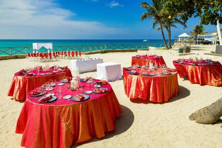 Sonesta Maho Beach & Casino - Все включено - 34