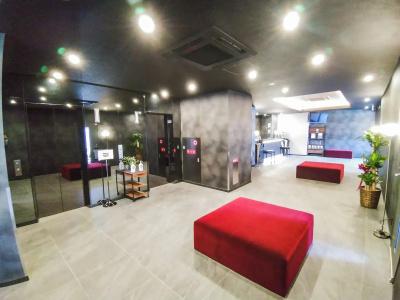 Livemax Kokura Ekimae - 1