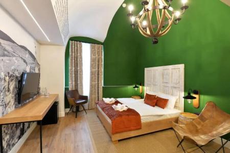 1552 Boutique - 5