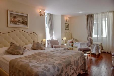 Kastel 1700 Boutique - 25