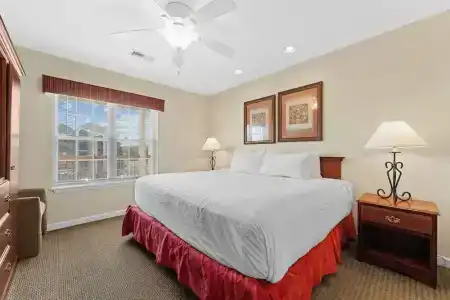 Grand Crowne by Capital Vacations - 23