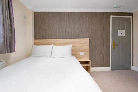 Oyo London 24 Sussex - 50