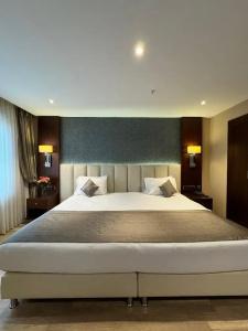 Grand Aras & Suites - 57