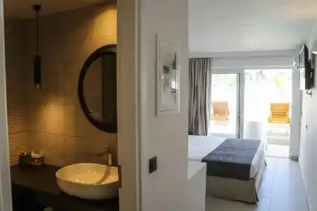 Kamari Beach - 2