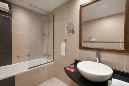 Ramada by Wyndham Dubai Deira - 7