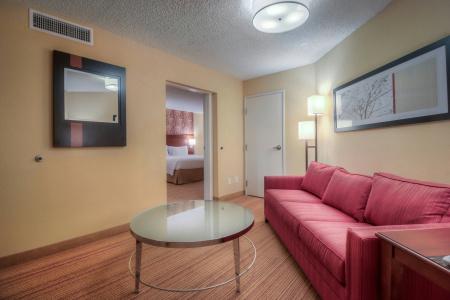 Courtyard by Marriott - 5