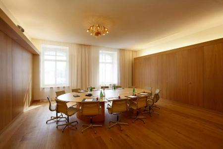 B2 Boutique Zürich - 18