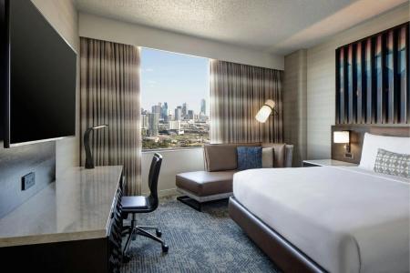 Renaissance Dallas - 1