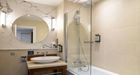 London Chigwell Prince Regent, BW Signature Collection - 70
