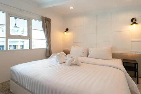 White Ivory Bed And Breakfast - 38