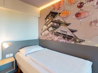 B&B Düsseldorf - Mitte - 4
