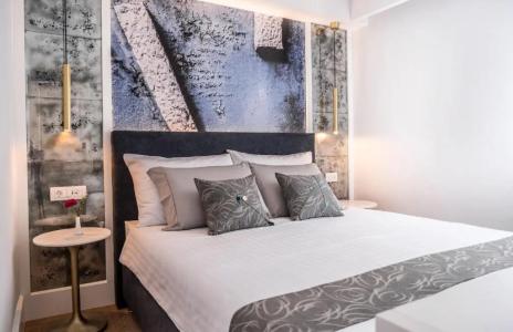 La Loggia Diffused - 24