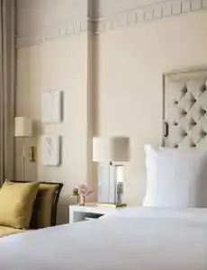 Four Seasons Madrid - 18