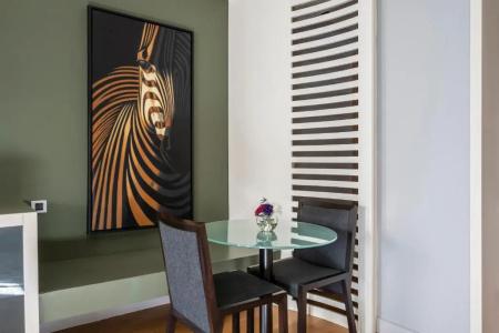 Ansen and Suites - 165