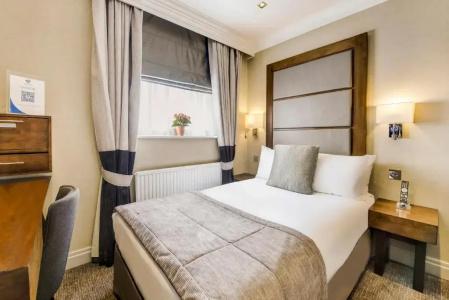 Langham Court - 42