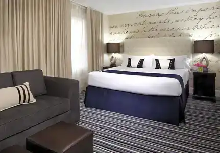 Kimpton George, An Ihg - 60