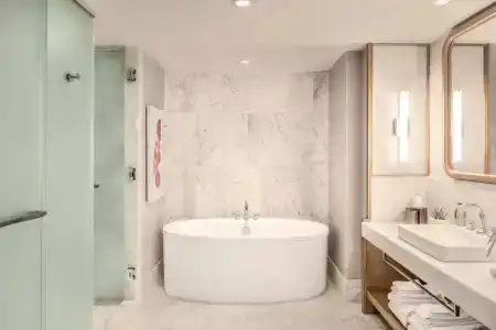 JW Marriott Parq - 188