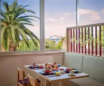 GranSerena - 6