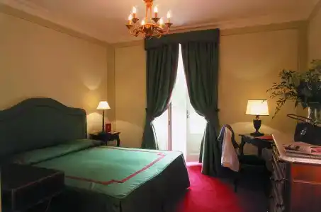 Grand Majestic - 4